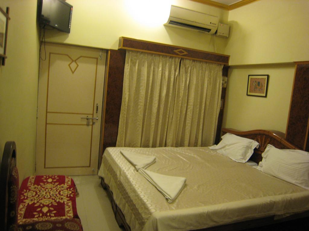 Kedareswar B&B Варанасі Номер фото